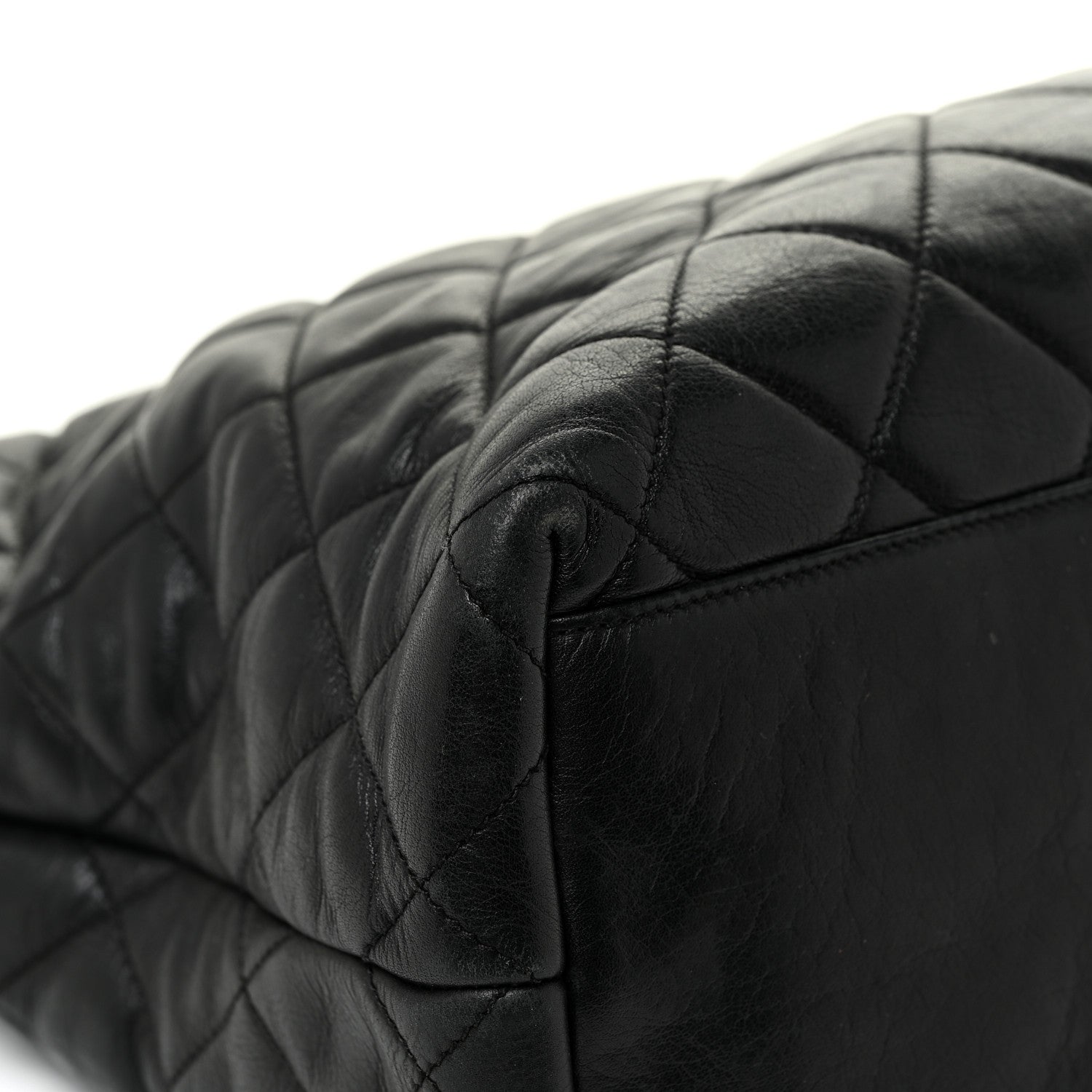 Chanel Lambskin Quilted Tote Black 21 of 30