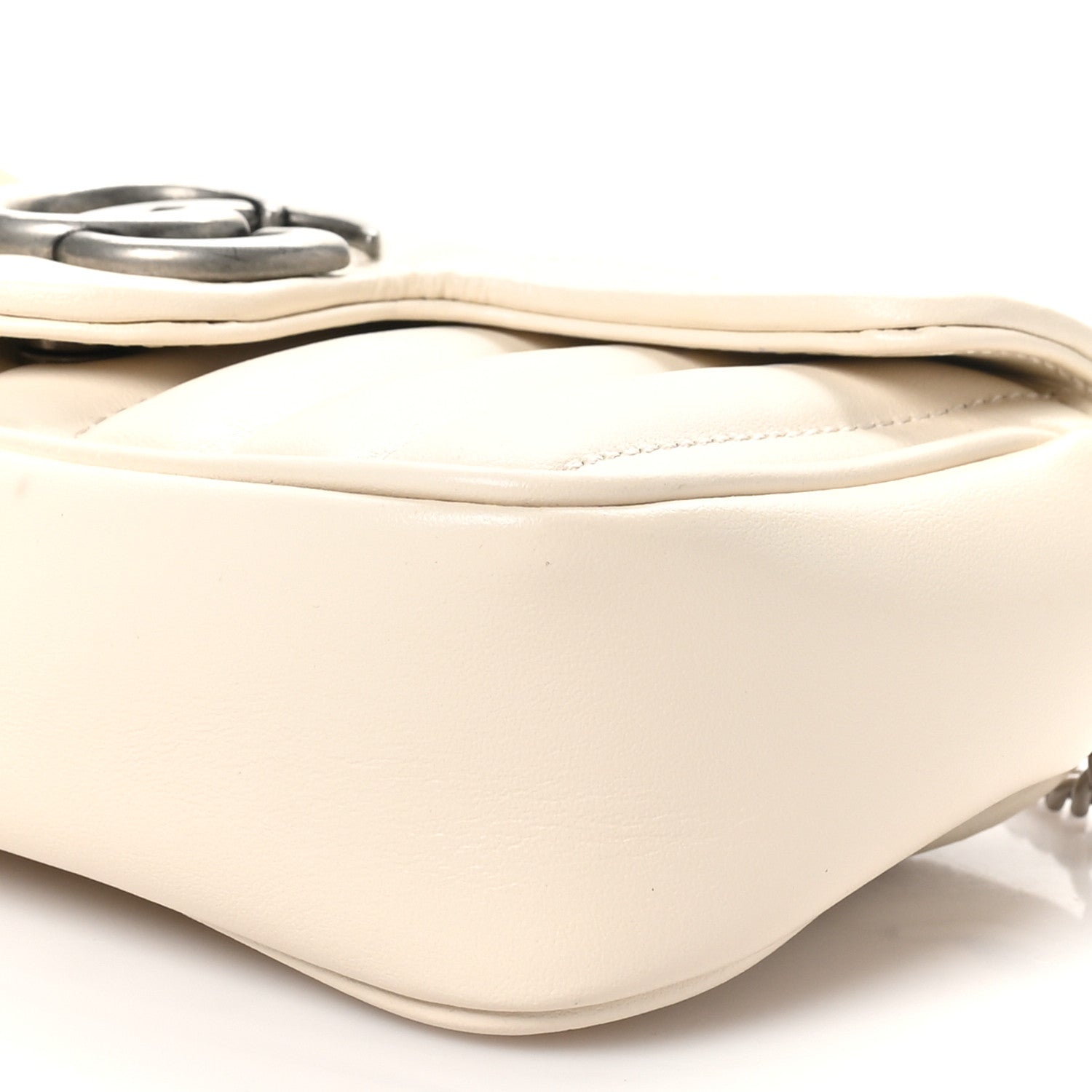 Gucci Calfskin Matelasse Aria Super Mini GG Marmont Shoulder Bag Mystic White 10 of 10