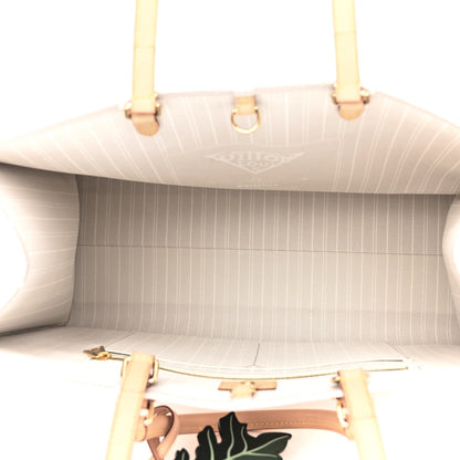 Louis Vuitton Monogram Giant By The Pool Onthego GM Brume 5 of 10