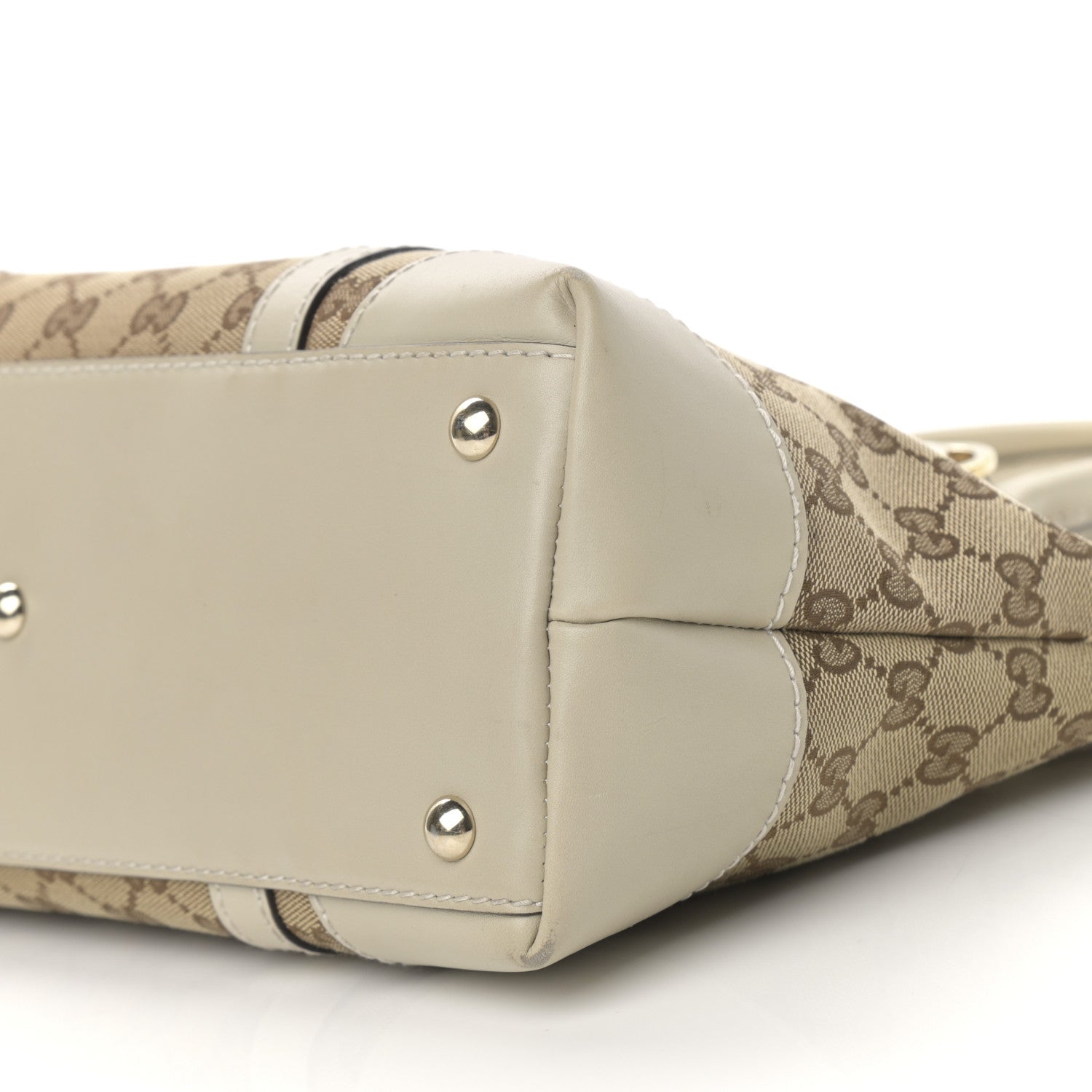 Gucci Monogram Small Lovely Heart Tote White 10 of 17