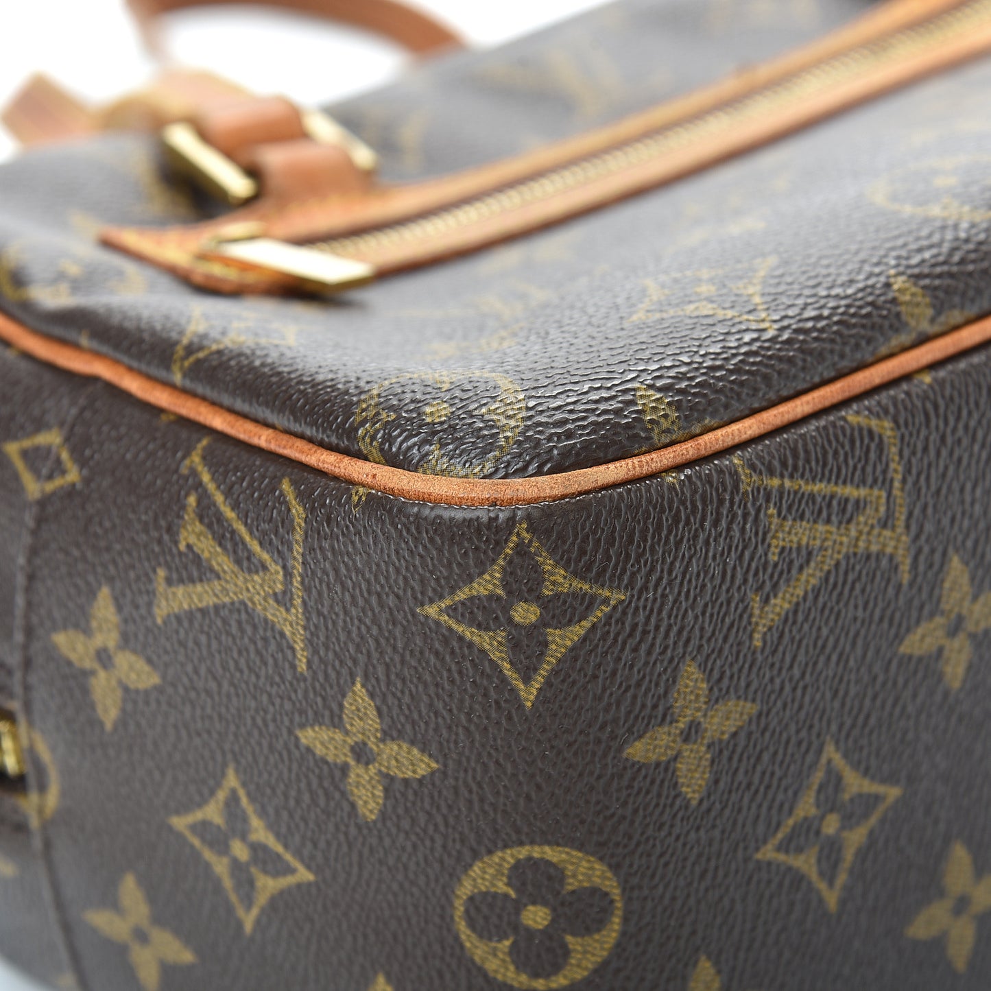 Monogram Cite MM