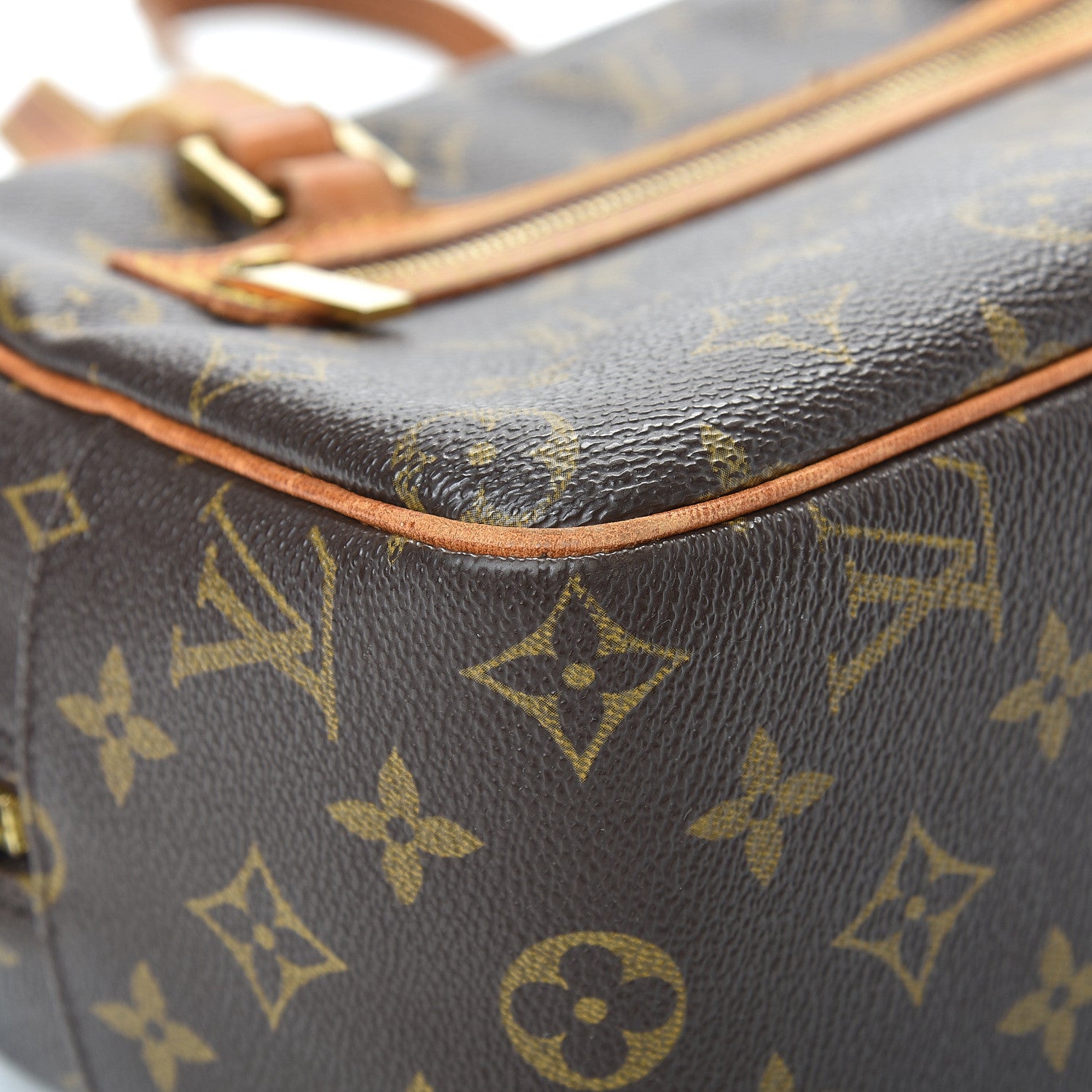 Louis Vuitton Monogram Cite MM 7 of 21
