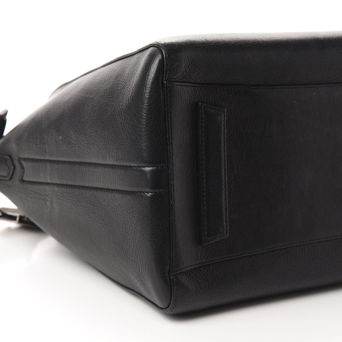 Sugar Goatskin Medium Antigona Black