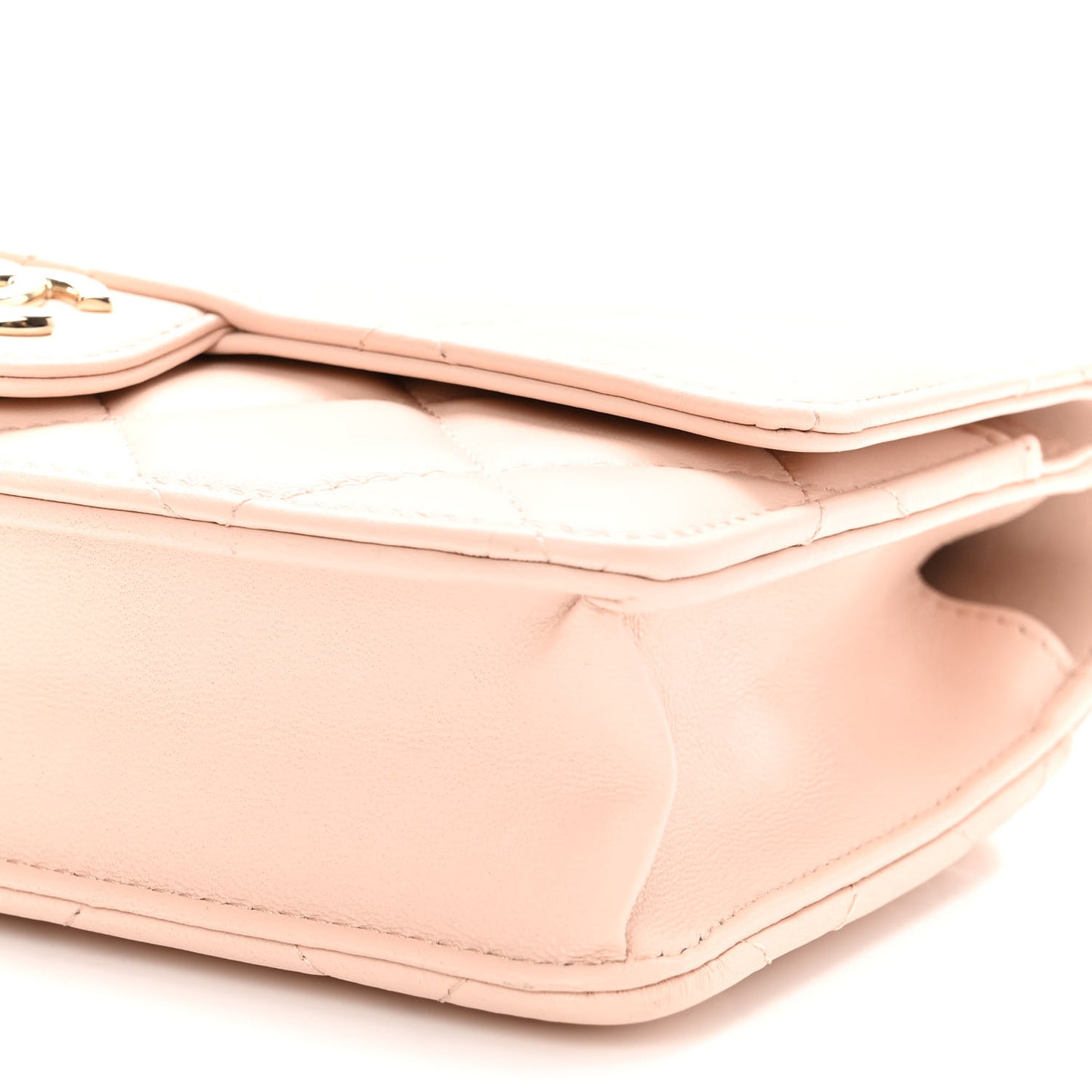Lambskin Plexi Quilted Wallet On Chain WOC Light Beige