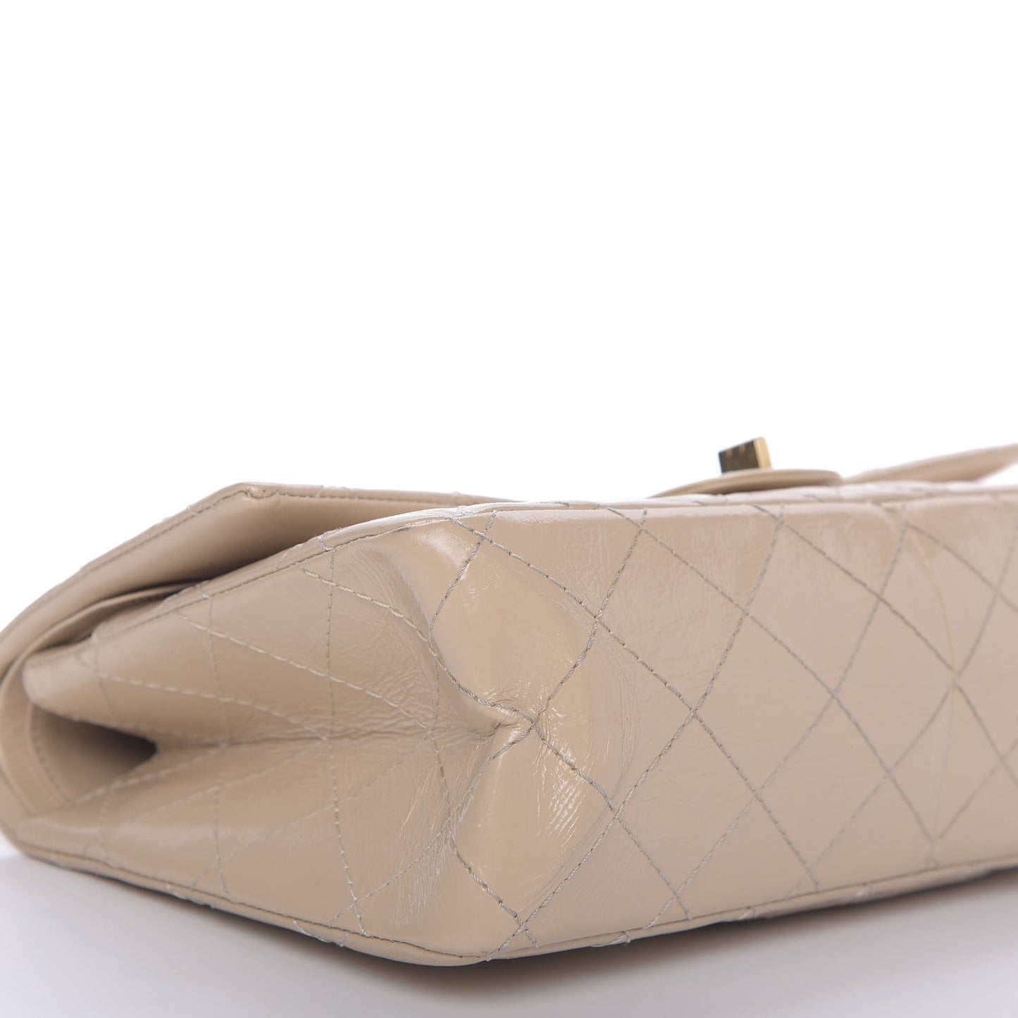 Distressed Patent Quilted 2.55 Reissue 226 Flap Beige