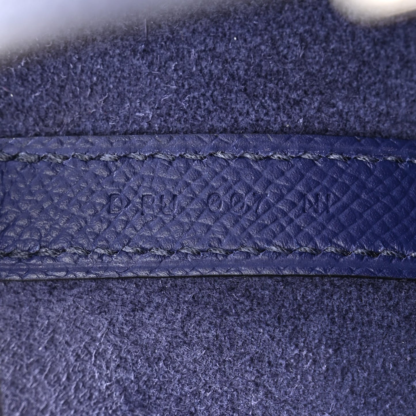 Epsom Tressage De Cuir Picotin Lock 18 PM Bleu Encre Brique Black