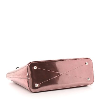 Louis Vuitton Vernis Long Beach PM Rose Cuivre 5 of 12