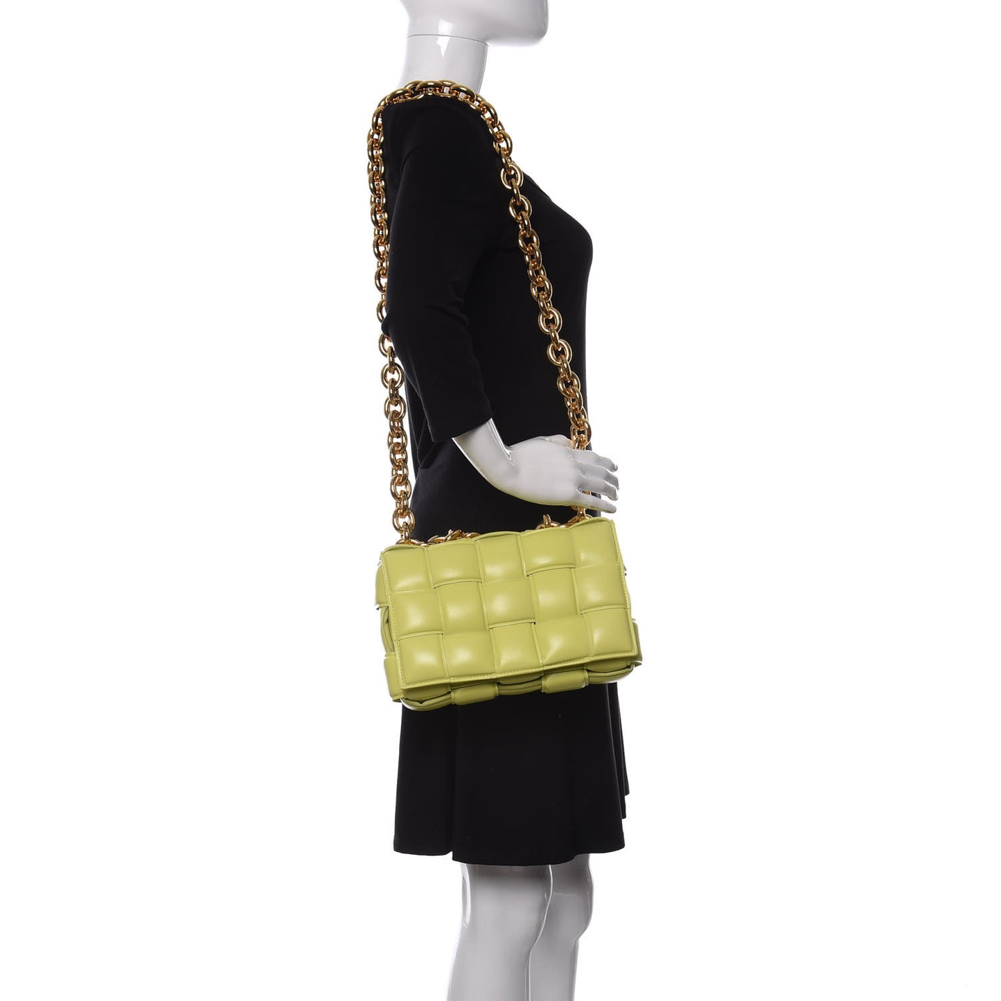 Lambskin Maxi Intreccio Padded Chain Cassette Crossbody Bag Kiwi