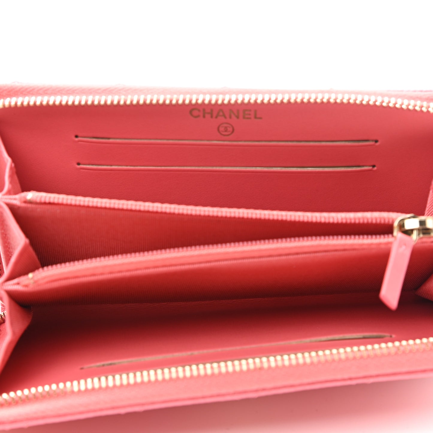 Caviar Quilted Medium Zip Around Wallet Pink