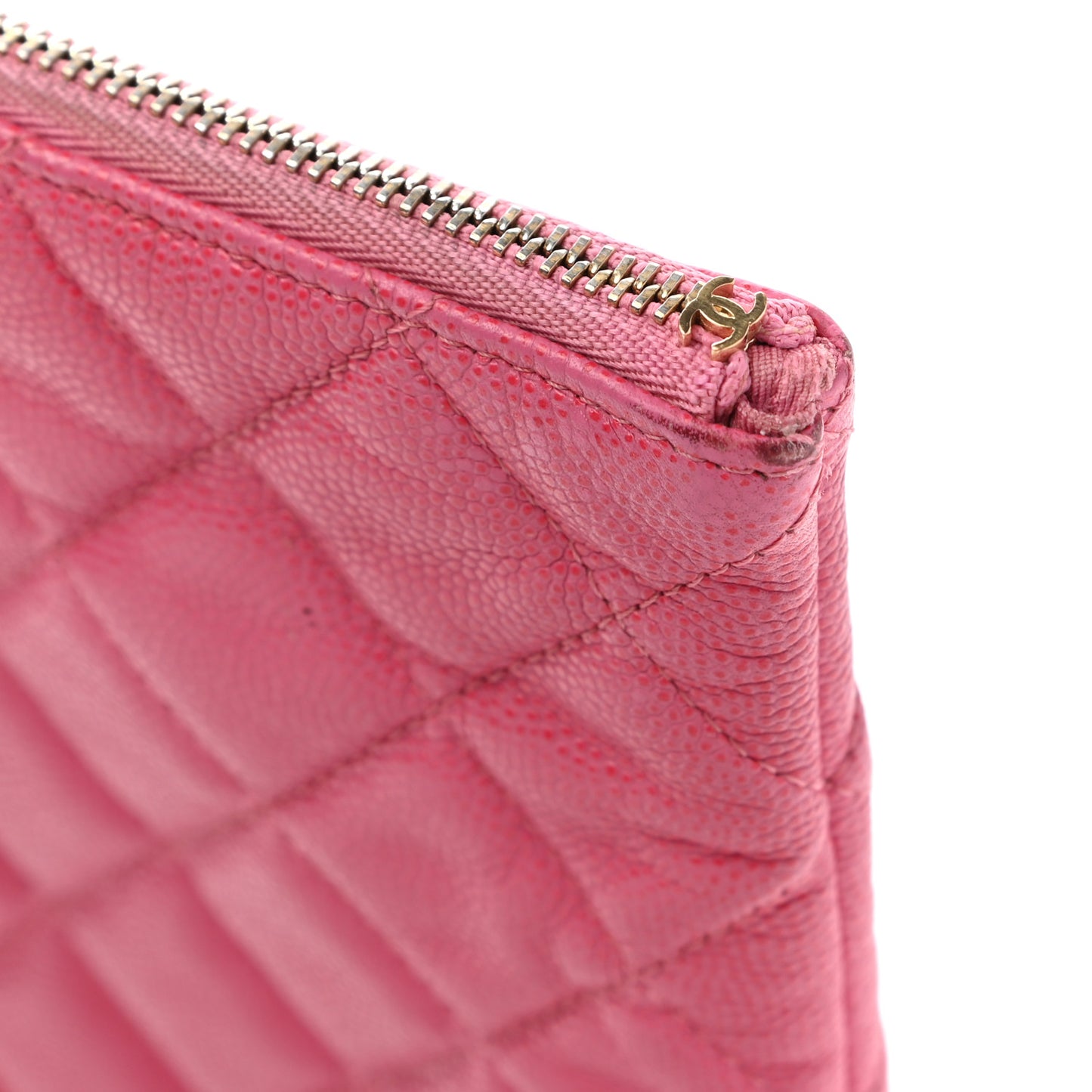 Caviar Quilted Medium Cosmetic Case Pink