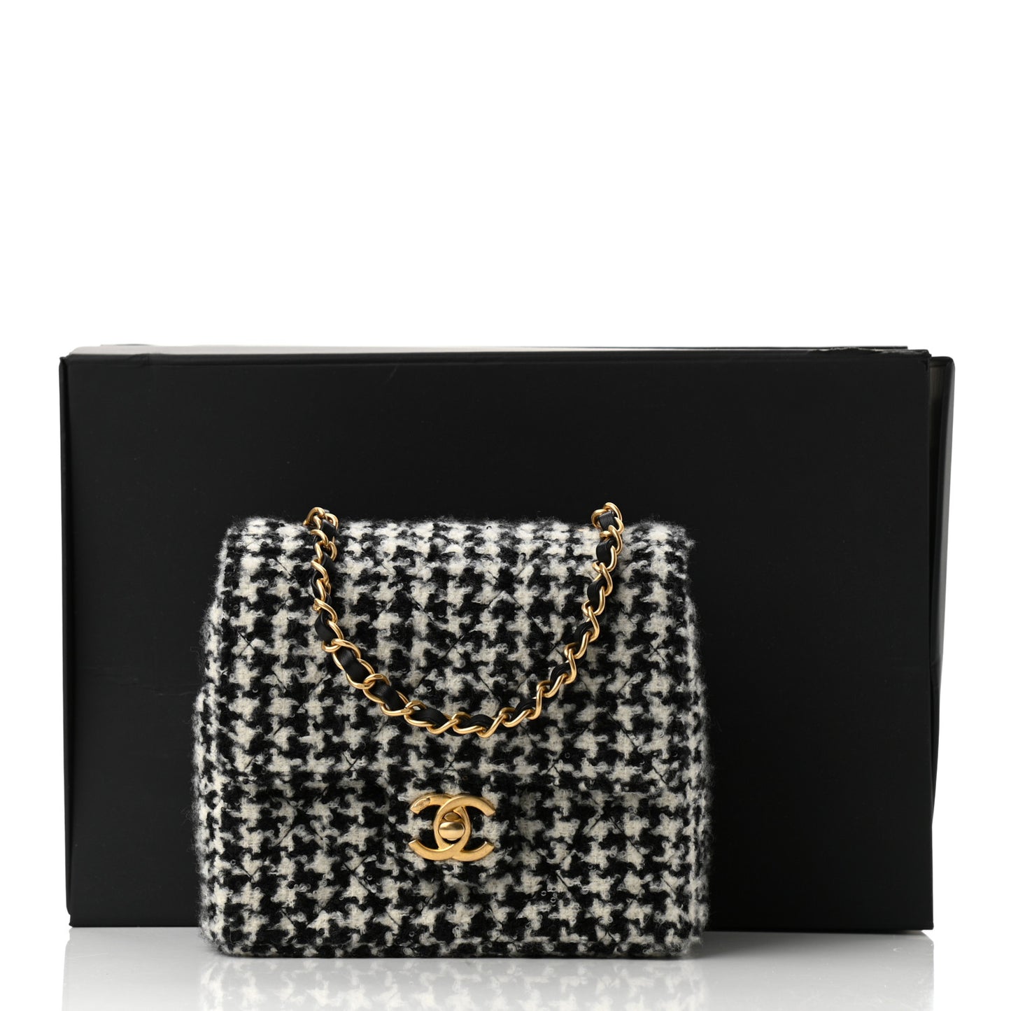 Tweed Houndstooth Quilted Mini Square Flap White Black