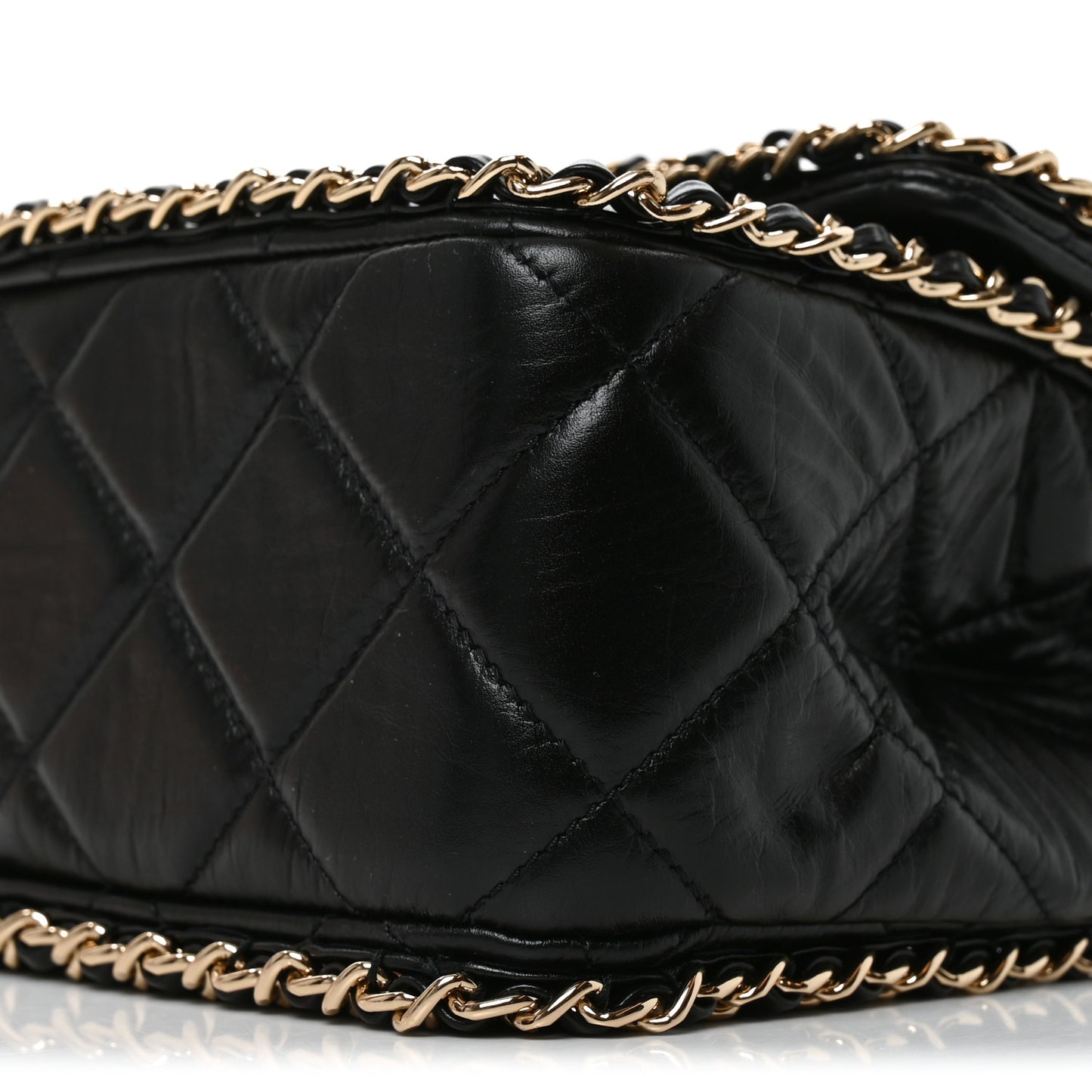 Crumpled Calfskin Medium Chain All Over Flap Black