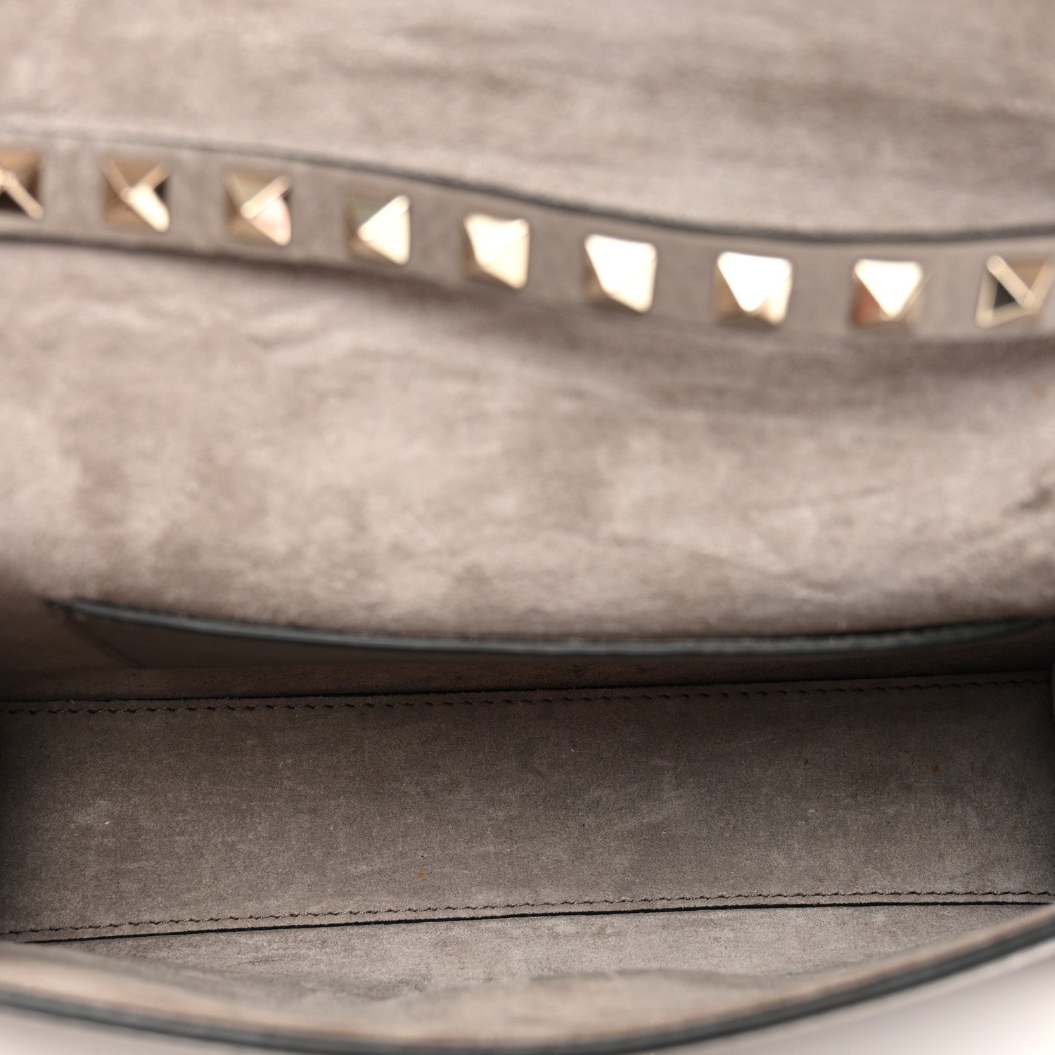Valentino Garavani Pebbled Calfskin Medium Rockstud Flip Lock Crossbody Bag Poudre 5 of 10