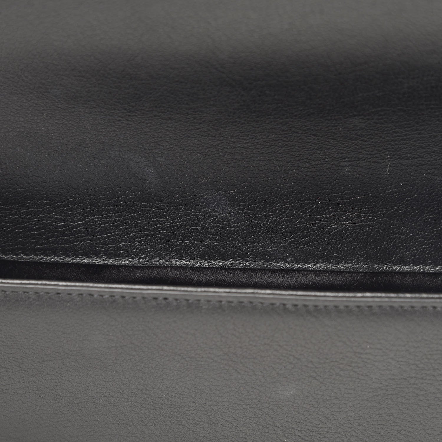 Saint Laurent Calfskin Monogram Large Belle De Jour Clutch Black 8 of 8