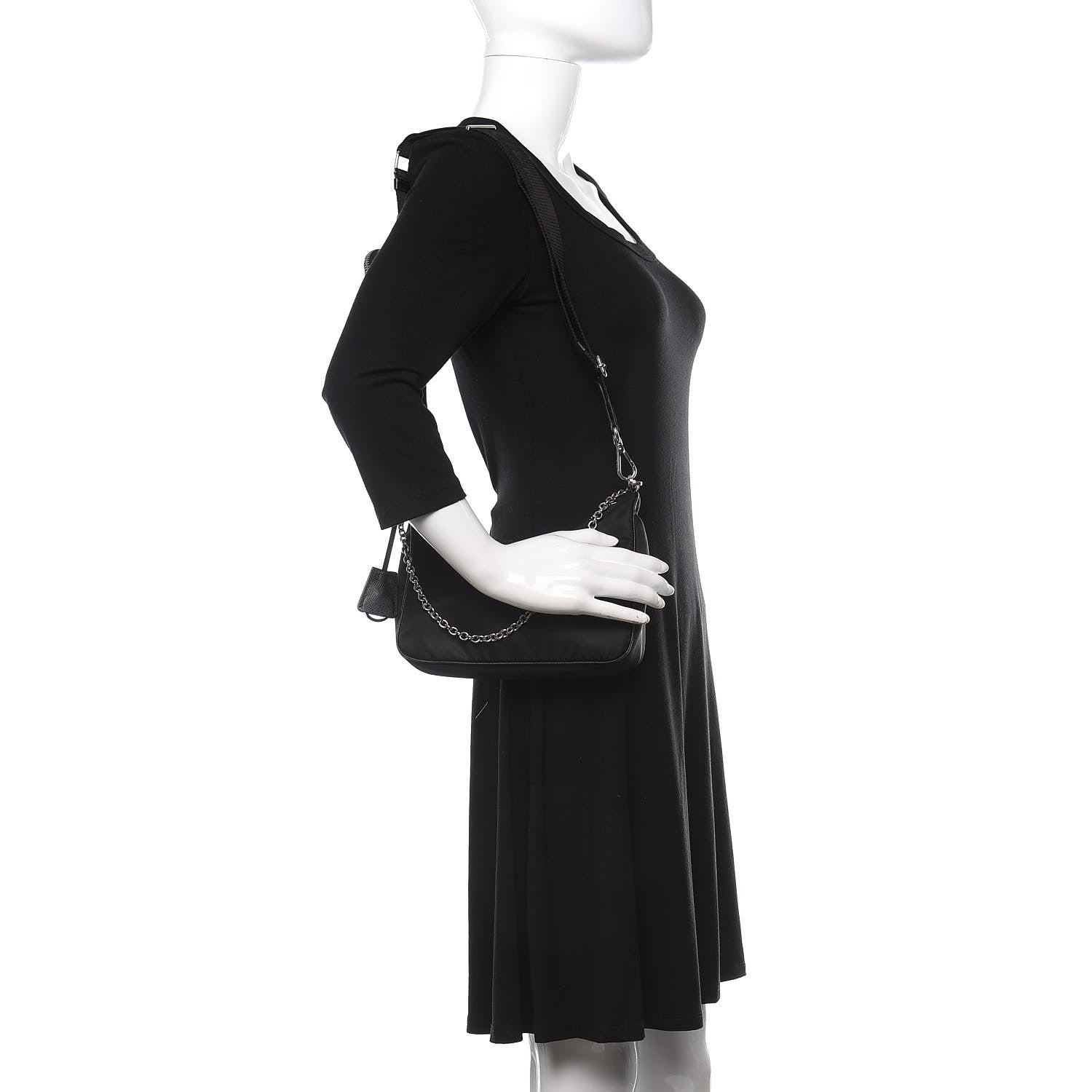 Prada Nylon Re-Edition 2005 Shoulder Bag Black 2 of 13