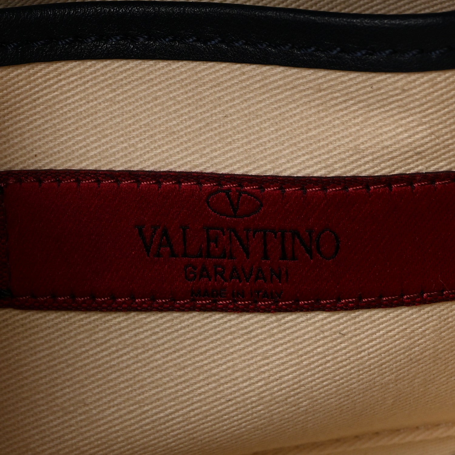 Valentino Garavani Vitello Colorblock Medium Free Rockstud Flip Lock Crossbody Bag Marine White 6 of 9