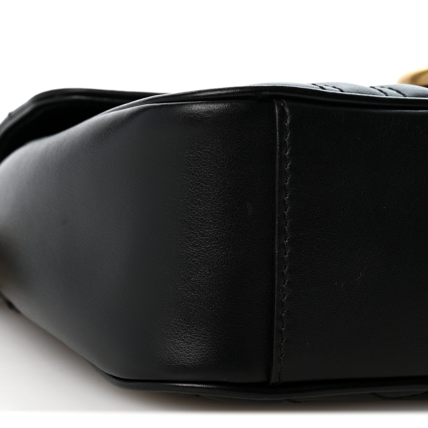 Calfskin Matelasse Medium GG Marmont Shoulder Bag Black