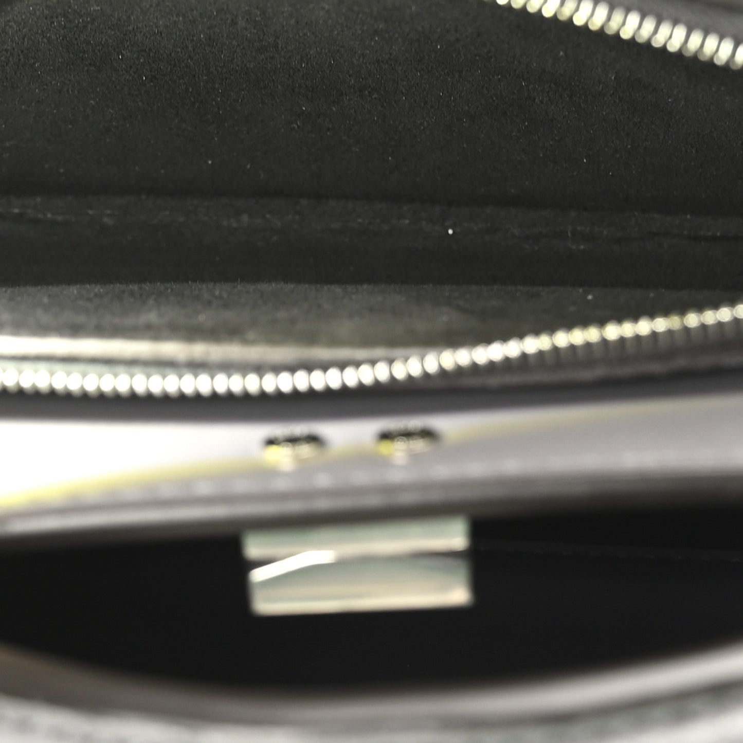 Cuoio Romano Vitello Cover Bi-Color Peekaboo I See U X Cross Satchel Acciaio Pisello
