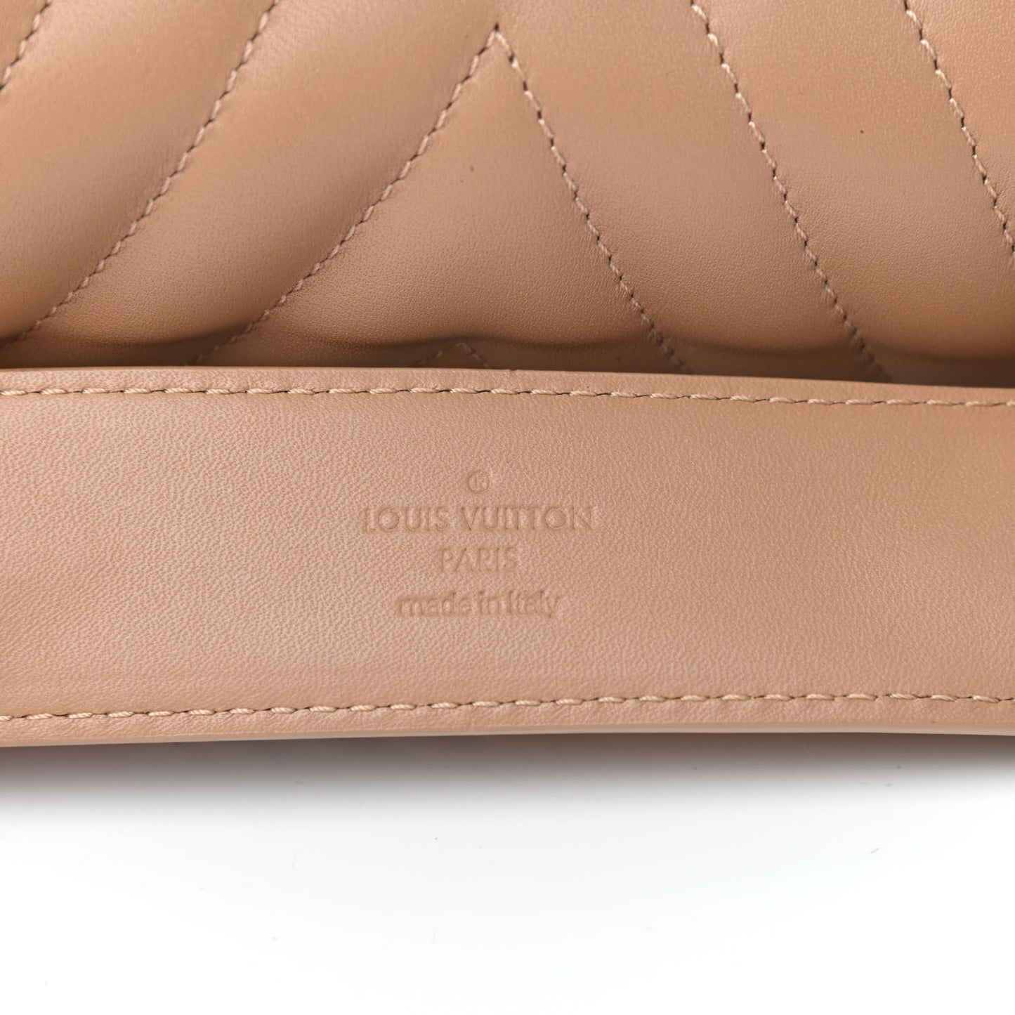Calfskin New Wave Chain MM Noisette