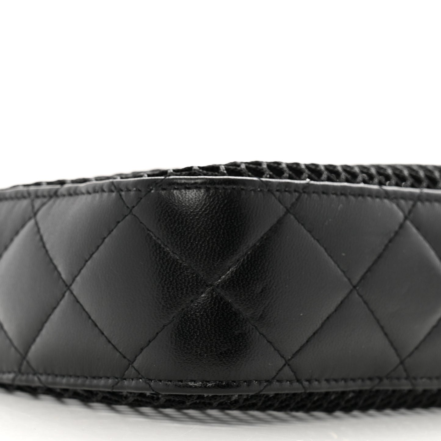 Mesh Shiny Lambskin Clutch With Chain Black