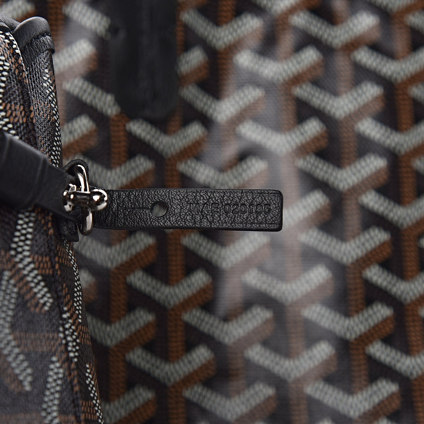 Goyardine Reversible Anjou GM Black