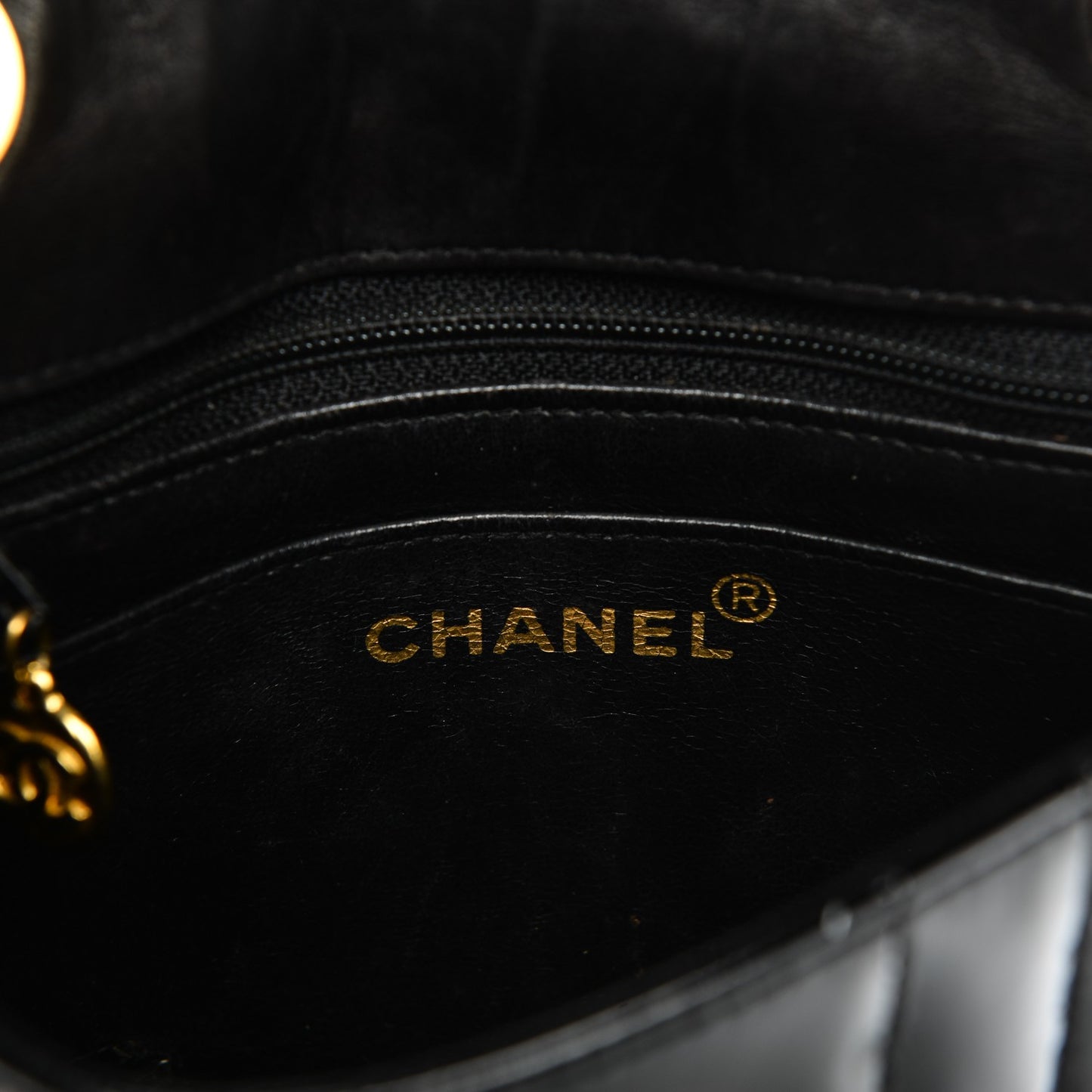 Patent Vertical Quilt Mini Flap Black