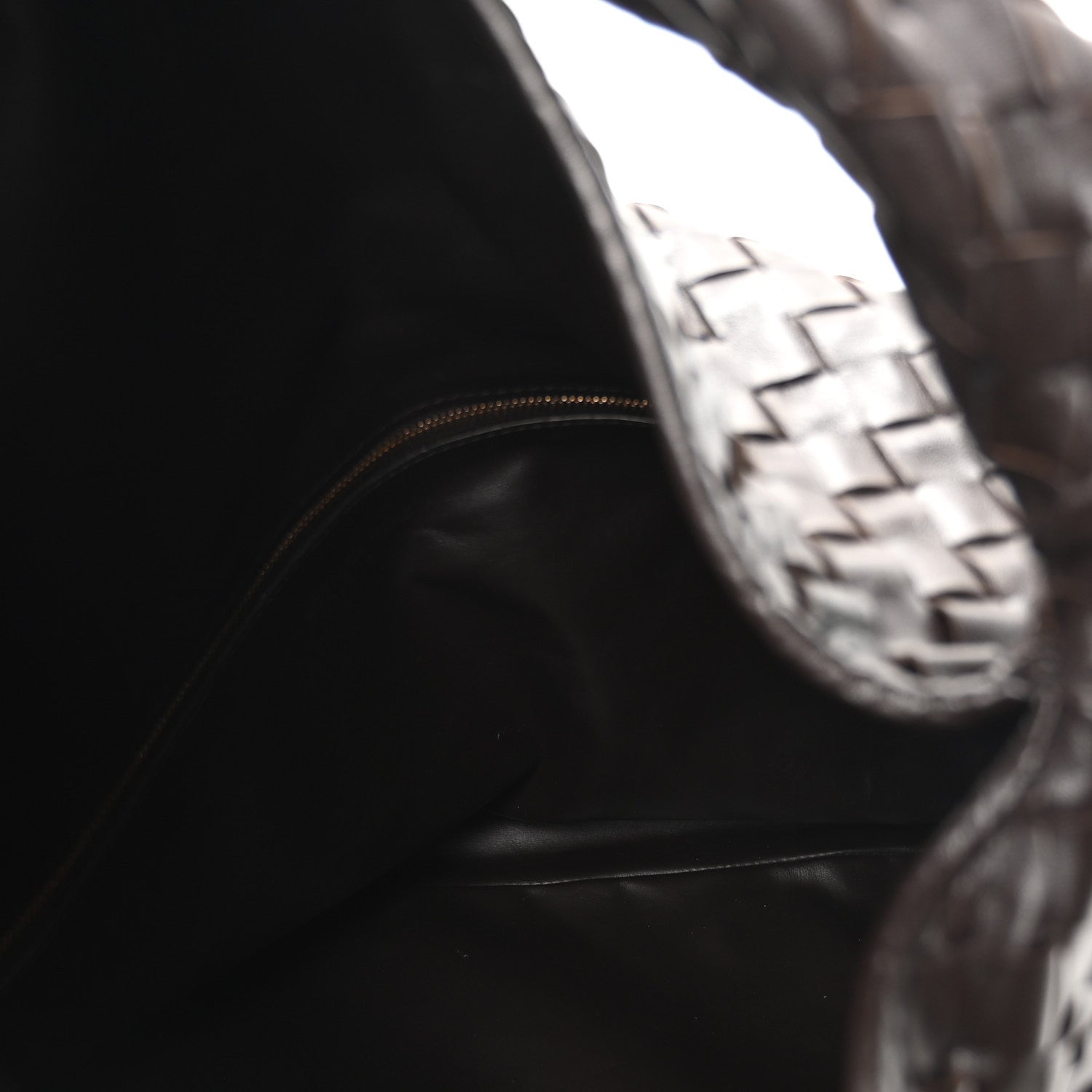 Bottega Veneta Calfskin Intrecciato Large Hop Fondant 5 of 9
