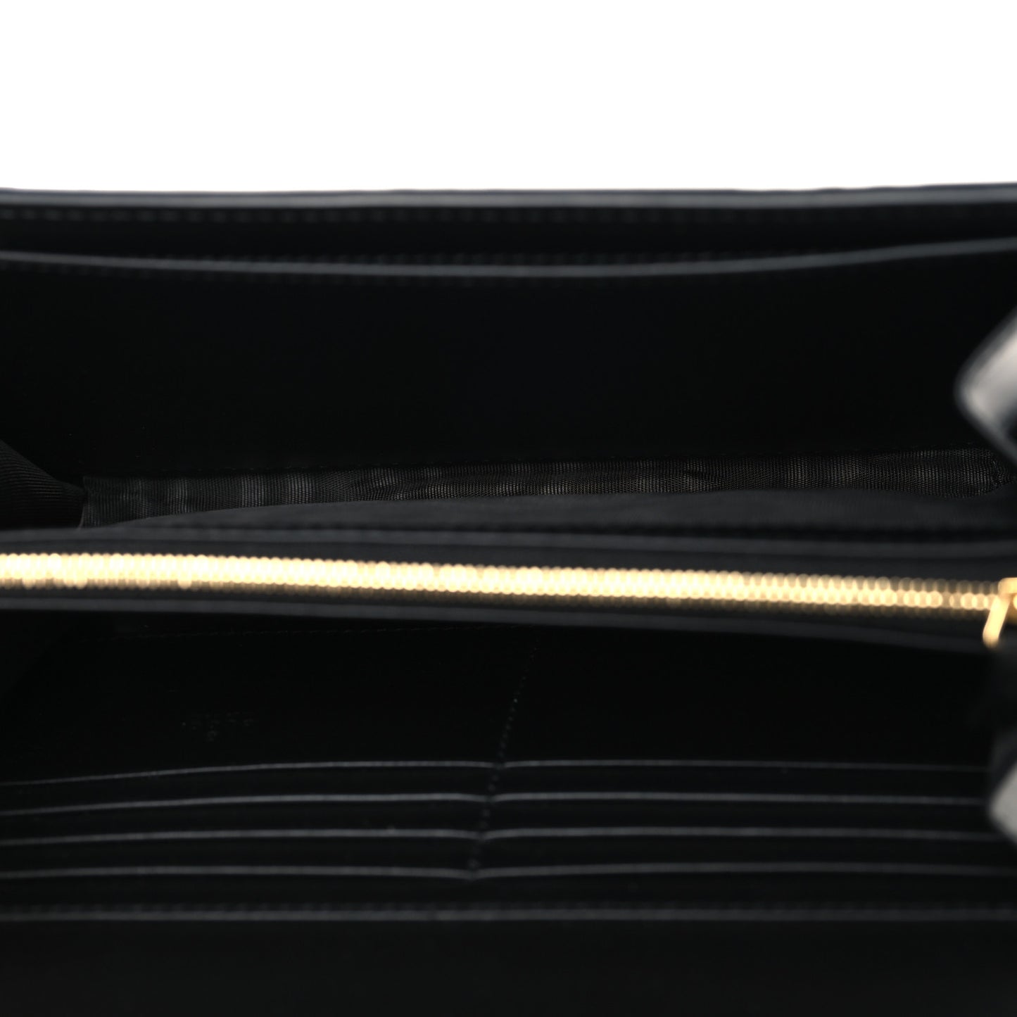 Calfskin GG Debossed Chain Wallet Black