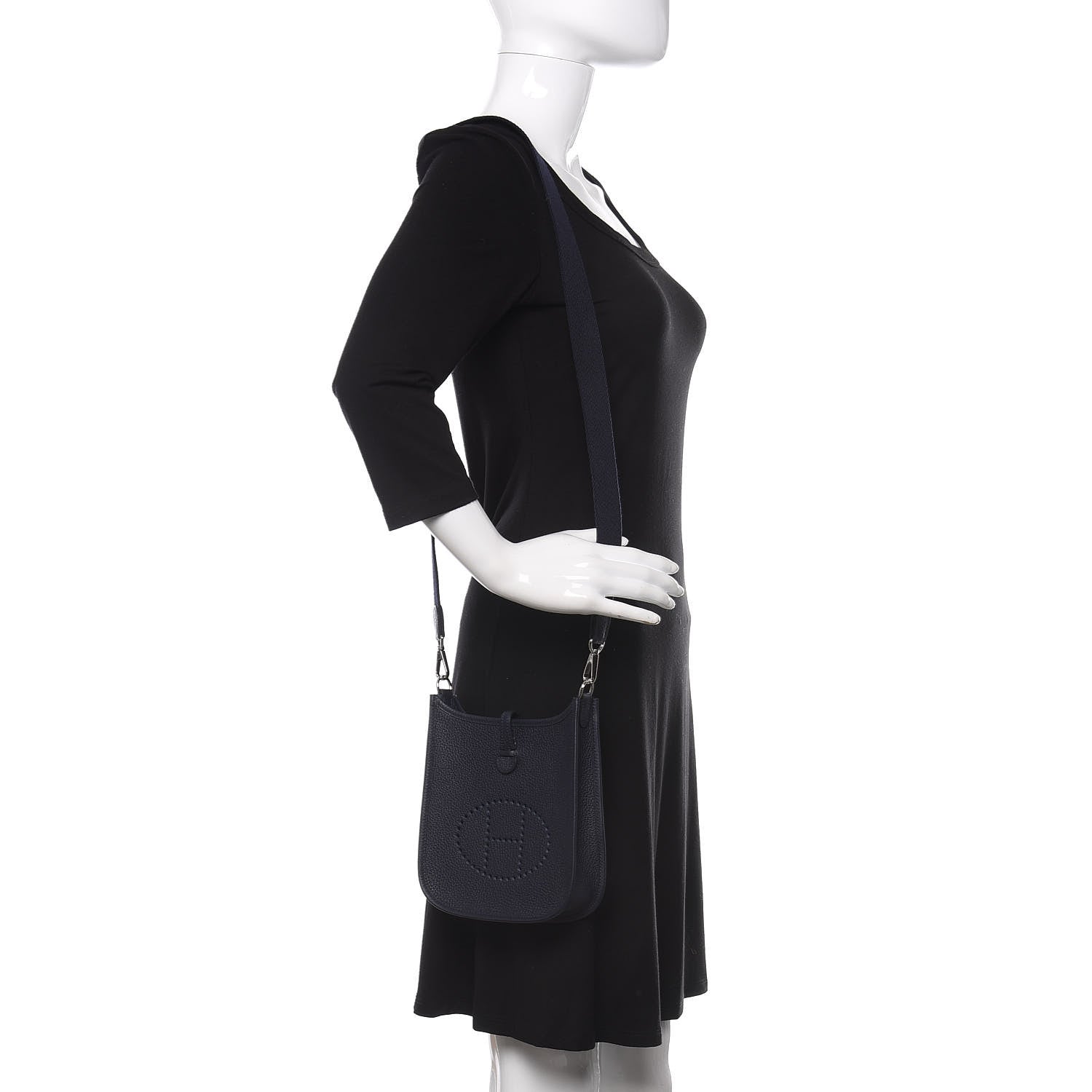Hermes Taurillon Clemence Evelyne TPM Bleu Nuit 2 of 10