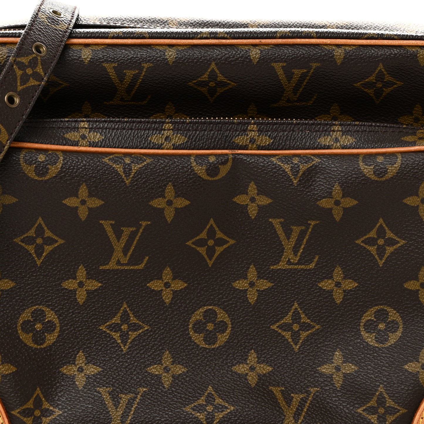 Monogram Nil 28