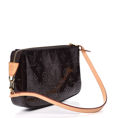 Louis Vuitton Vernis Pochette Accessories NM Amarante 3 of 9