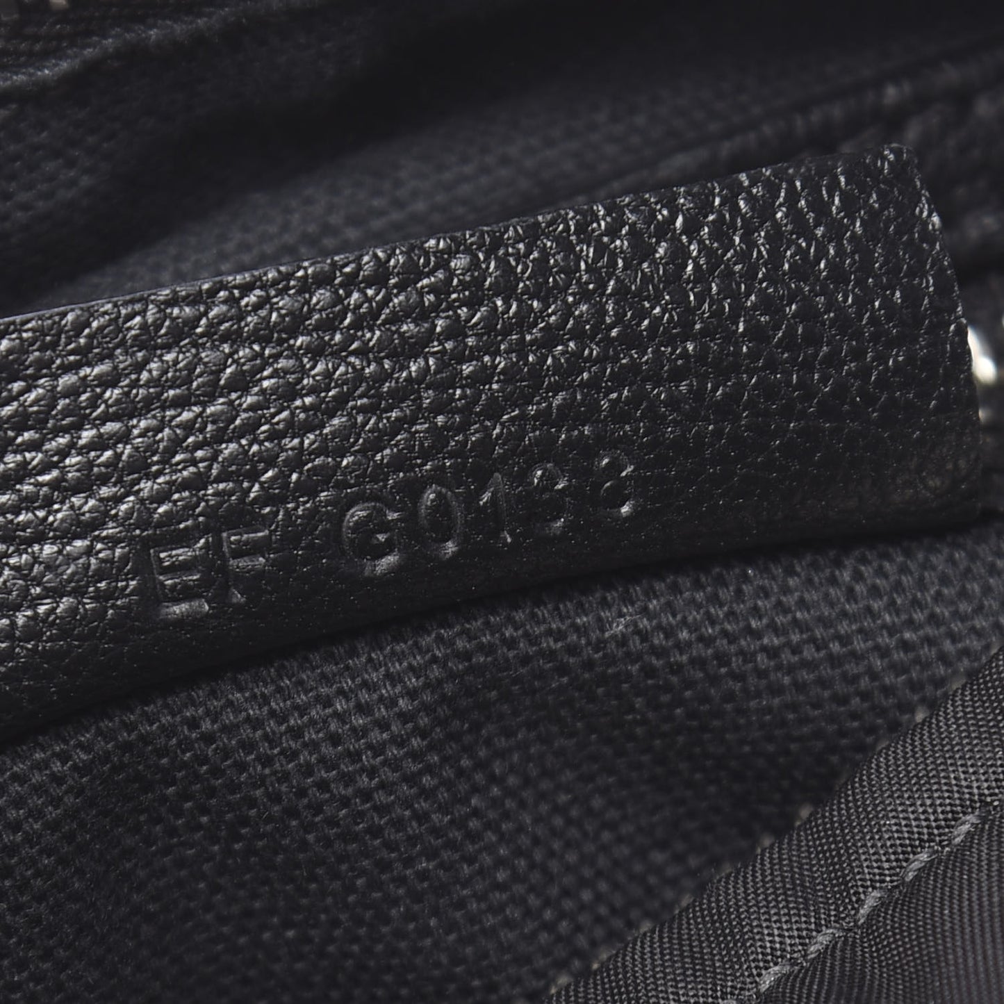 Tech Twill Nylon Mini Pandora Black