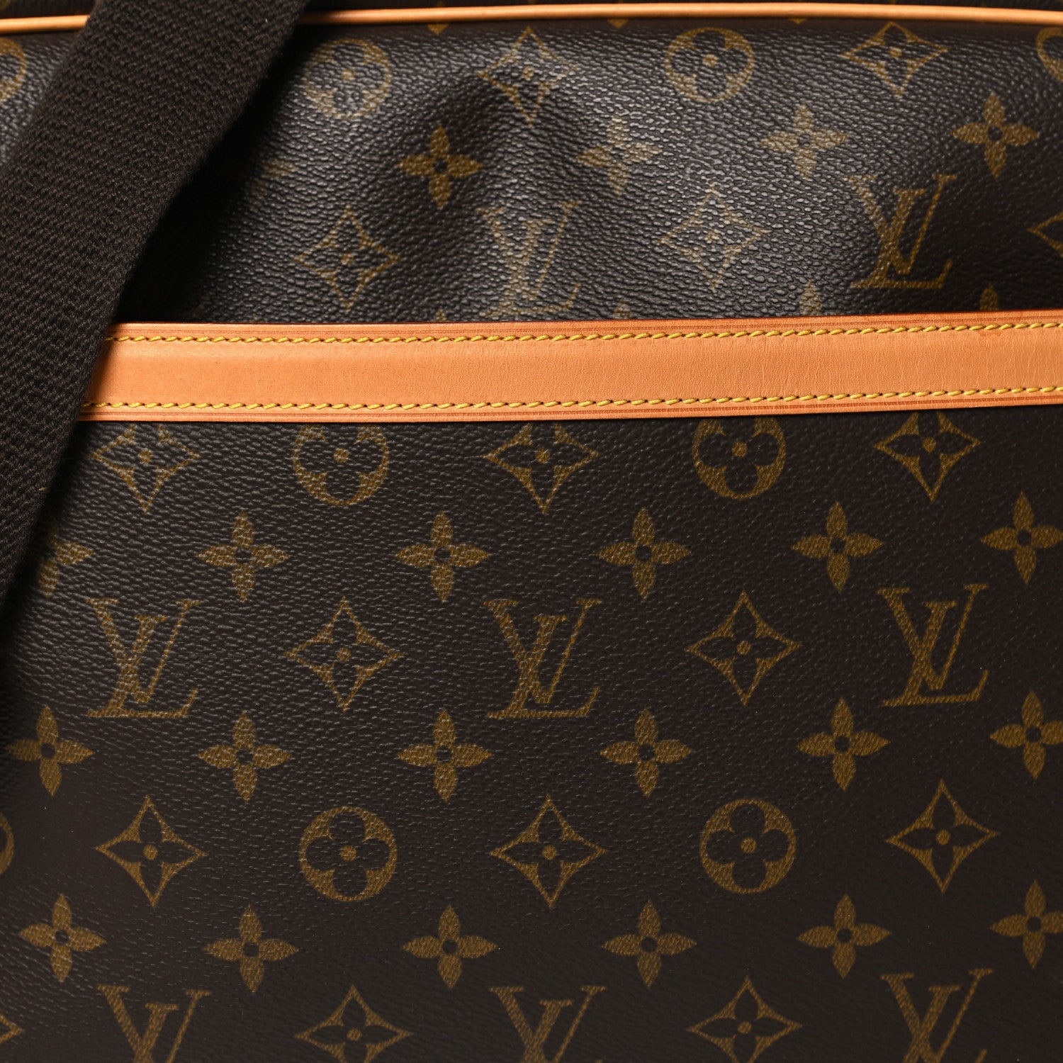Louis Vuitton Monogram Reporter GM 8 of 10