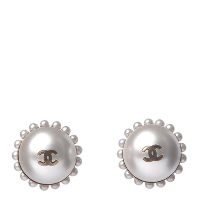 Chanel Pearl CC Round Earrings Light Gold 1 of 5