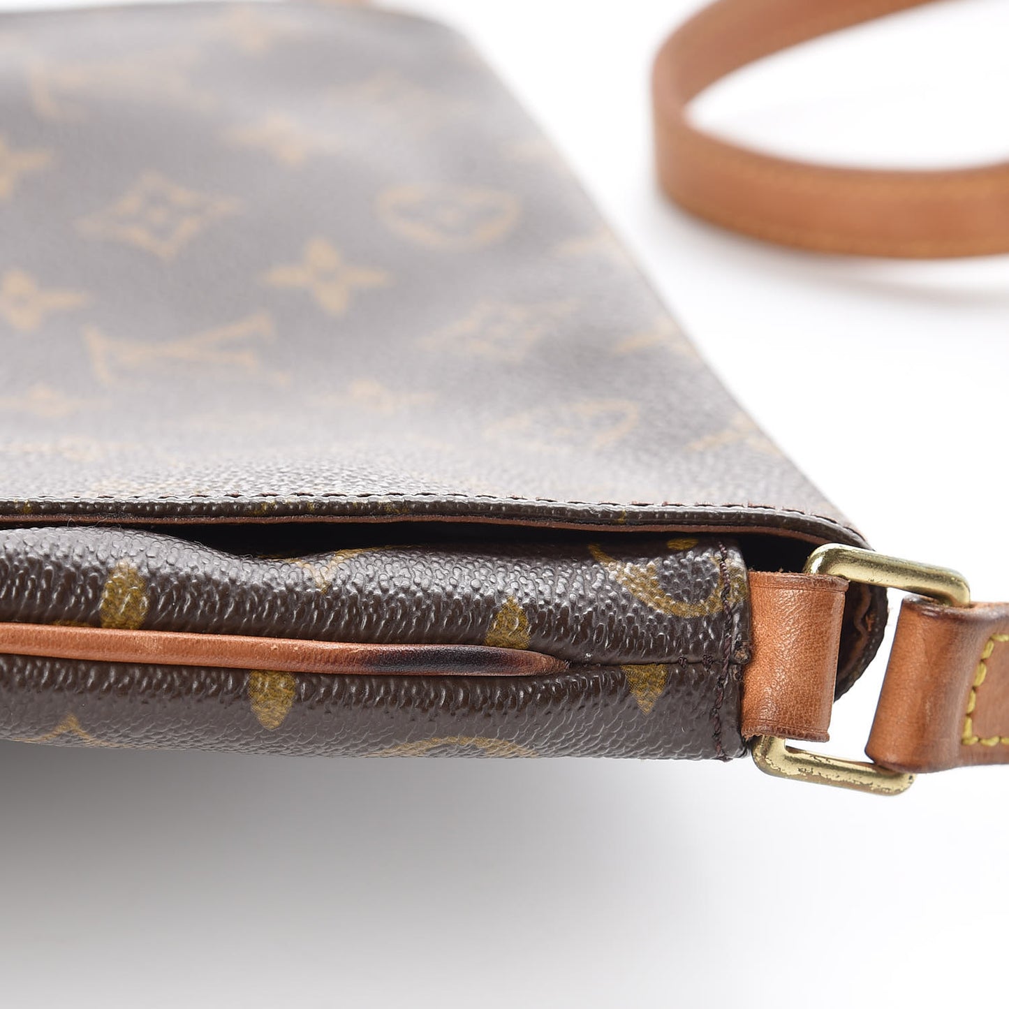 Monogram Musette Tango