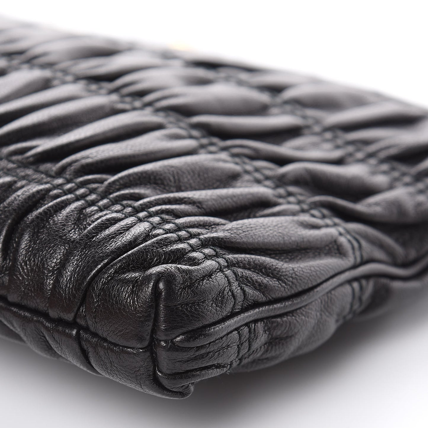 Nappa Gaufre Chain Shoulder Bag Black