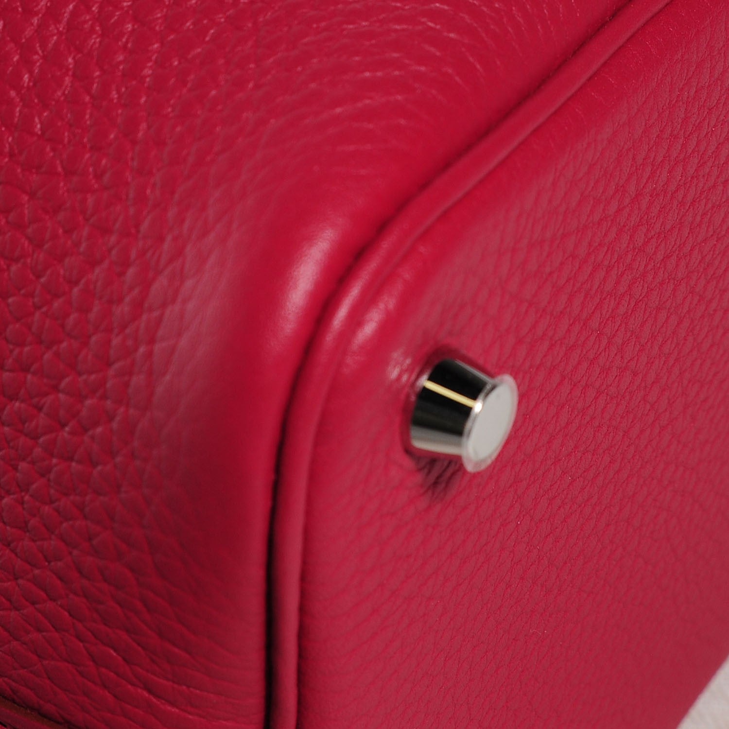 Hermes Taurillon Clemence Picotin Lock 18 PM Rubis 5 of 11