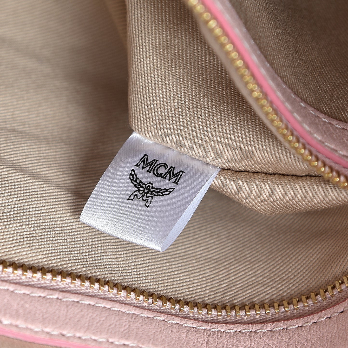 Visetos Medium Crossbody Pouch Powder Pink