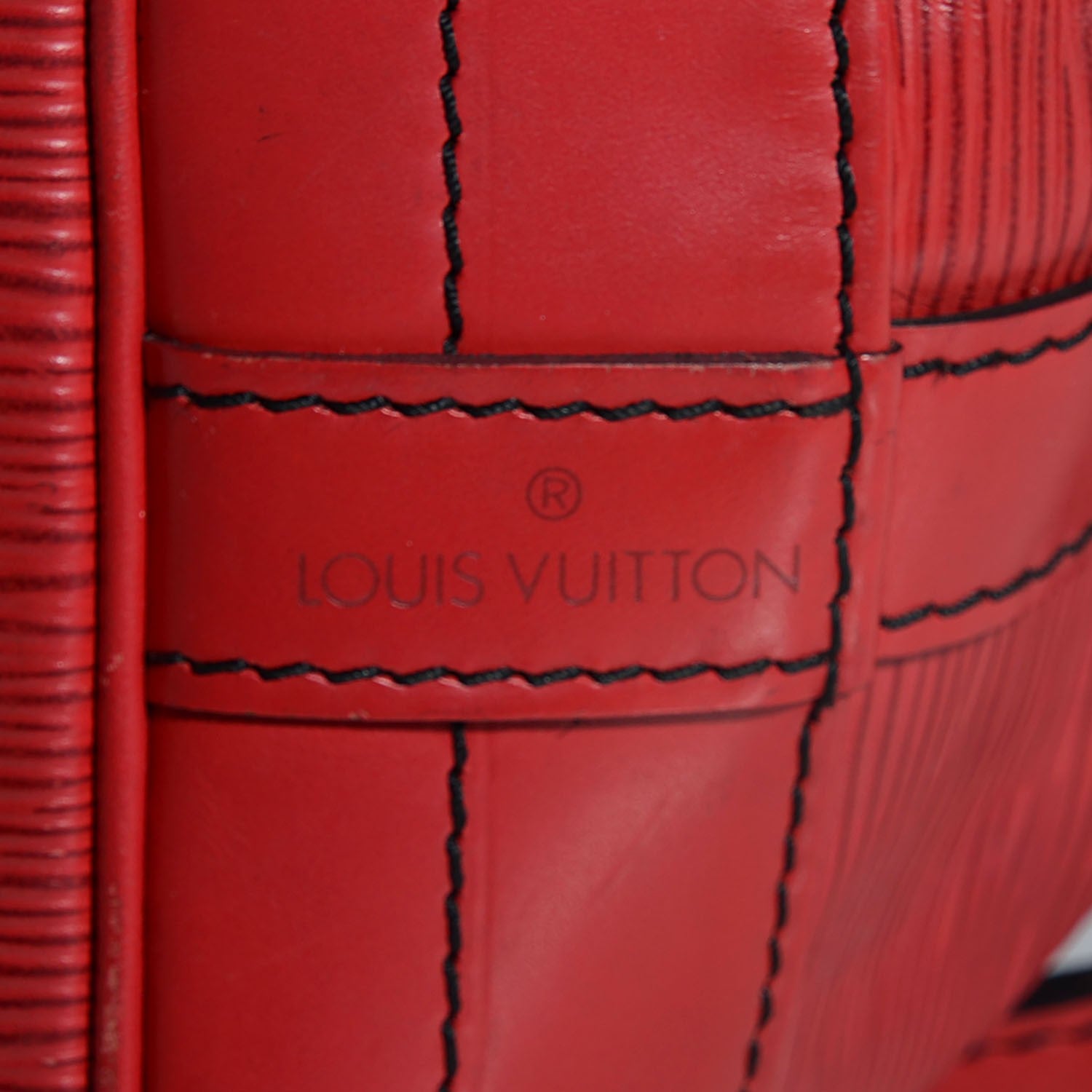 Louis Vuitton Epi Noe Castillan Red 8 of 9