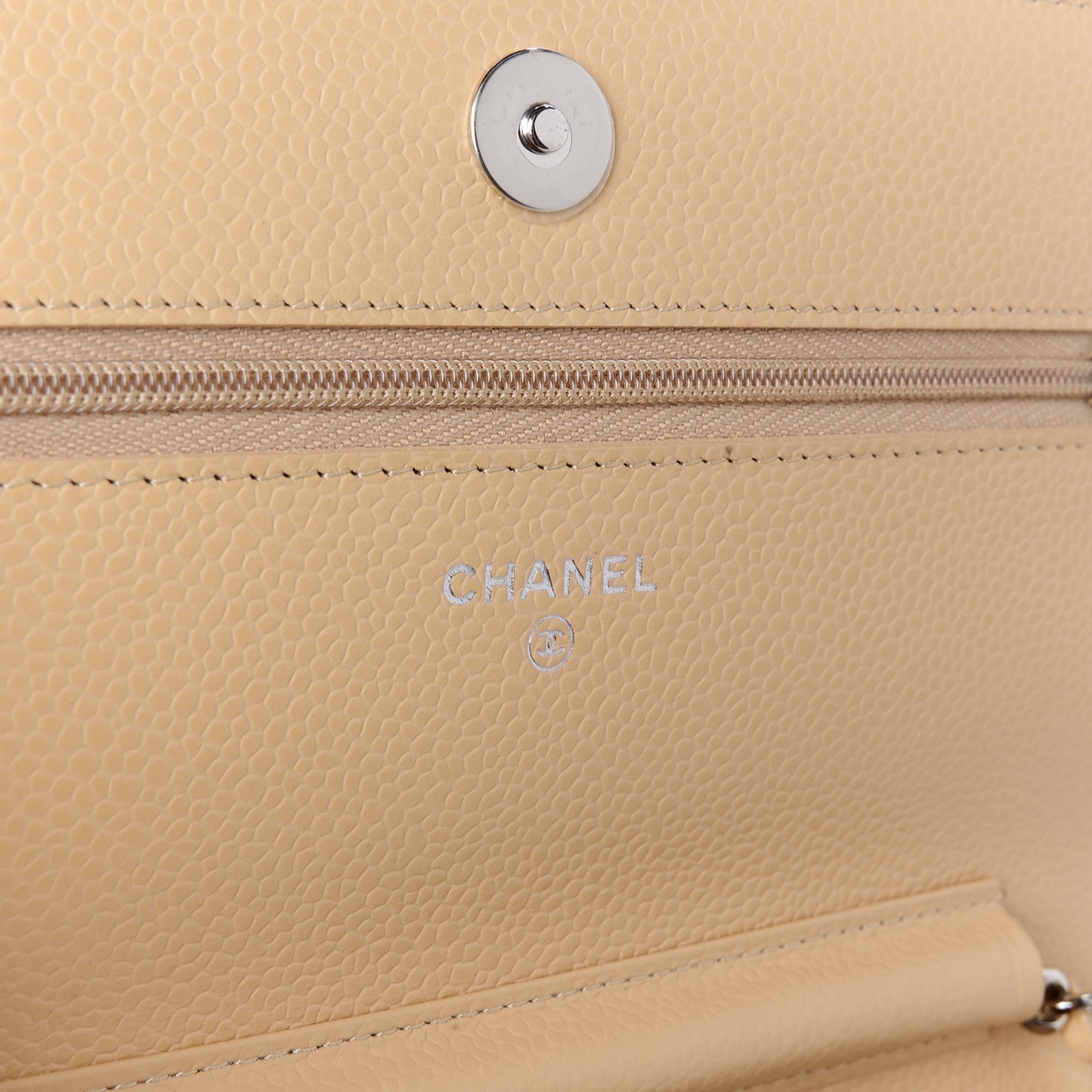 Caviar Quilted Wallet on Chain WOC Beige