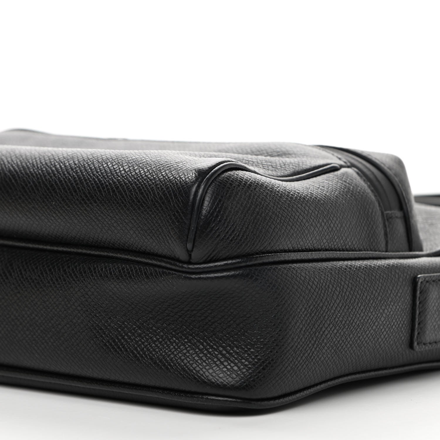 Louis Vuitton Taiga Outdoor Messenger PM Black 10 of 10