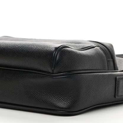 Louis Vuitton Taiga Outdoor Messenger PM Black 10 of 10