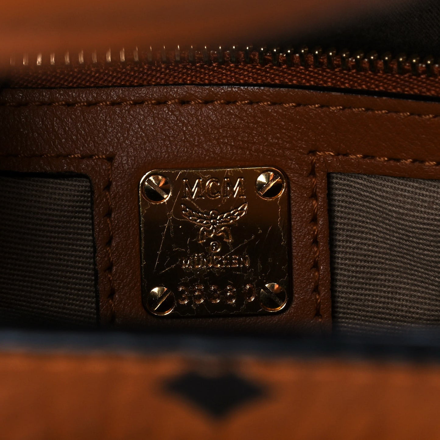 Visetos Small Essential Tote Cognac