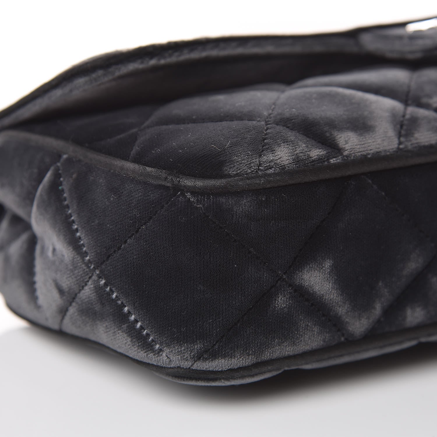 Chanel Velvet Quilted East West Flap Black 12 of 13