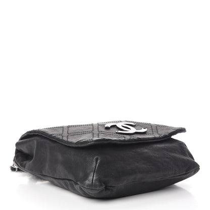 Chanel Calfskin Diamond Stitch Large Messenger Black 4 of 13