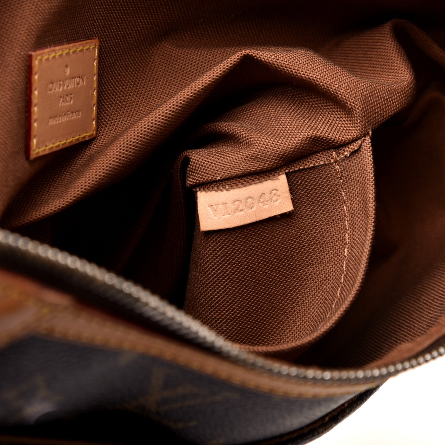 Louis Vuitton Monogram Odeon MM 9 of 9