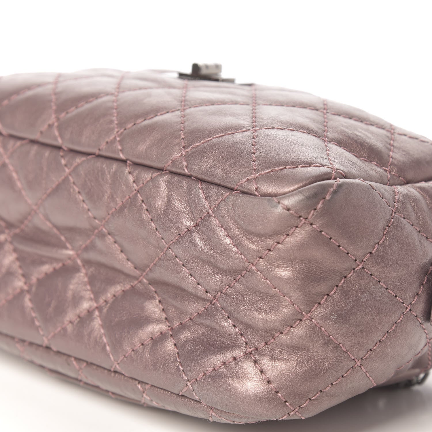 Chanel Metallic Aged Calfskin Quilted Small Reissue Camera Case Rose Fonce 5 of 8