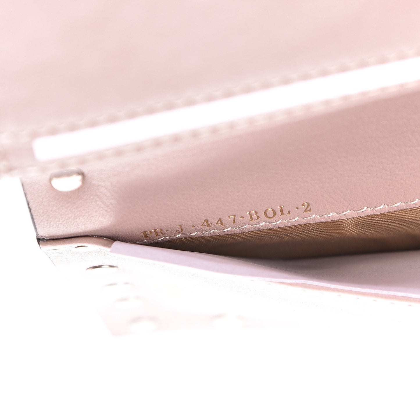 Calfskin Rockstud Wristlet Wallet Poudre