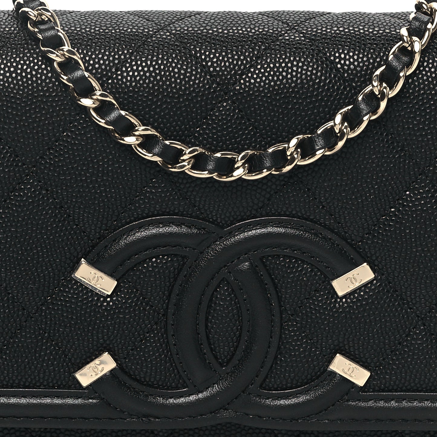 Caviar Quilted CC Filigree Wallet On Chain WOC Black