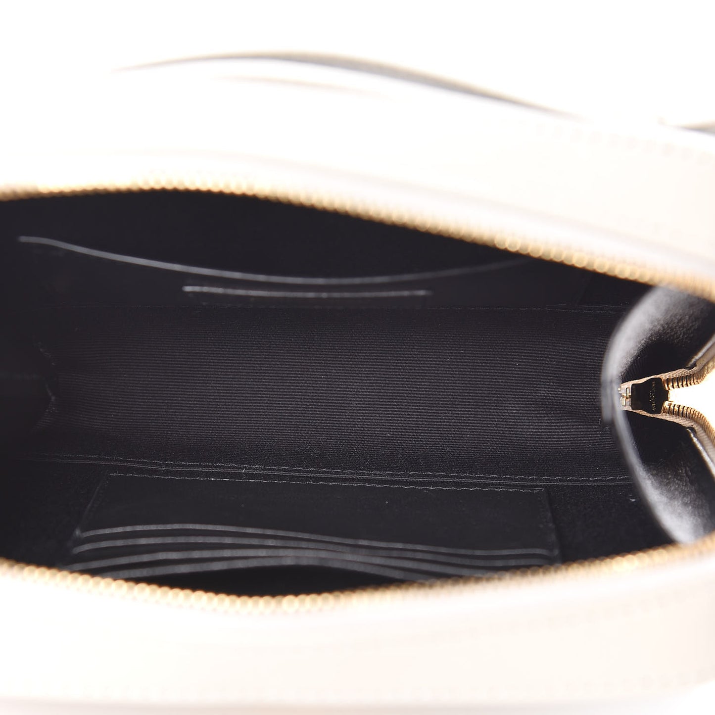 Lambskin Matelasse Vicky Monogram Belt Bag Crema Soft